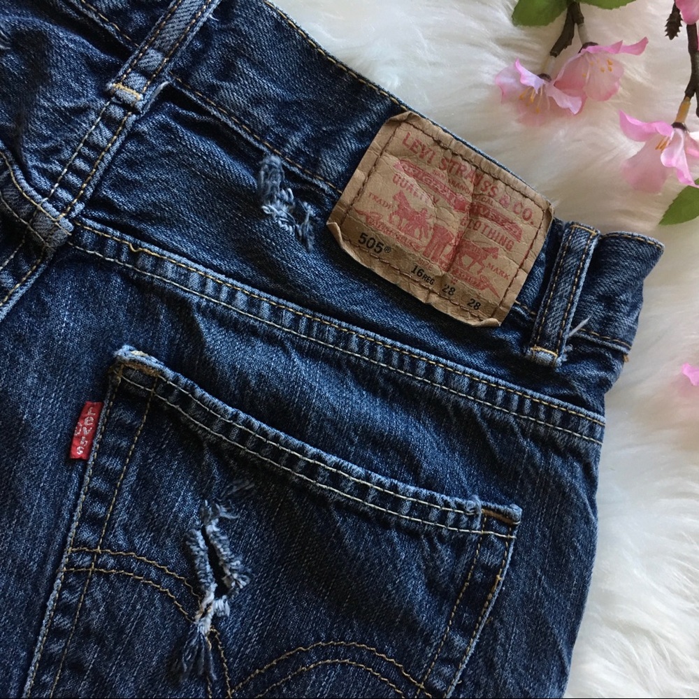 Levi’s 505 Vintage Distressed Jean Shorts Size 28